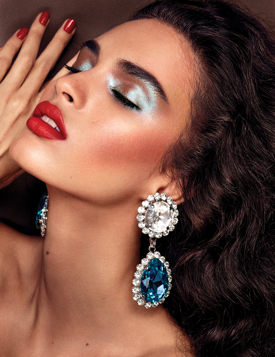 Fashion Photographer Michael Schwartz: model Aira in Marc Jacobs beauty and Vogue Mexico magazine