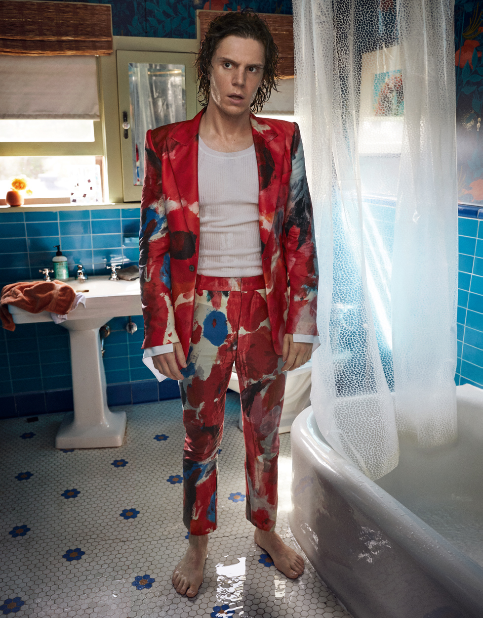 Celebrity Photographer Michael Schwartz: Evan Peters for Esquire Magazine in McQueen suit